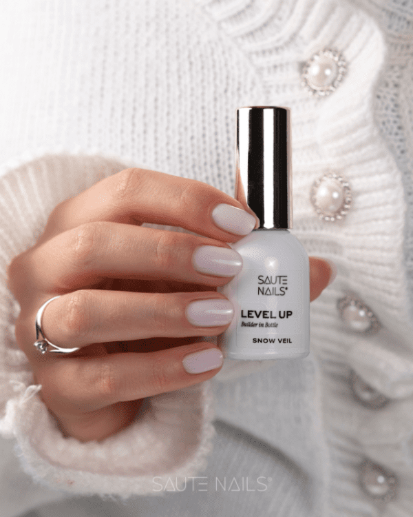 BiB Level Up Snow Veil (gradivni gel u bočici) - SAUTE NAILS, 8ml