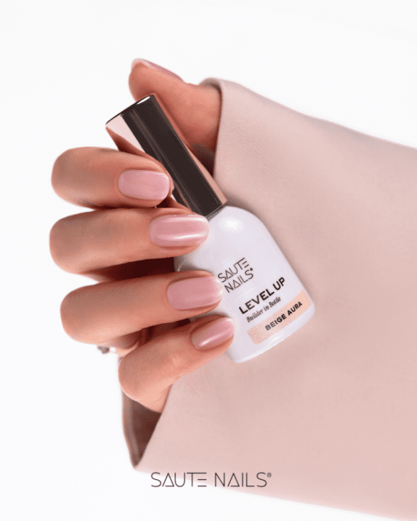 BiB Level Up Beige Aura (gradivni gel u bočici) - SAUTE NAILS, 8ml